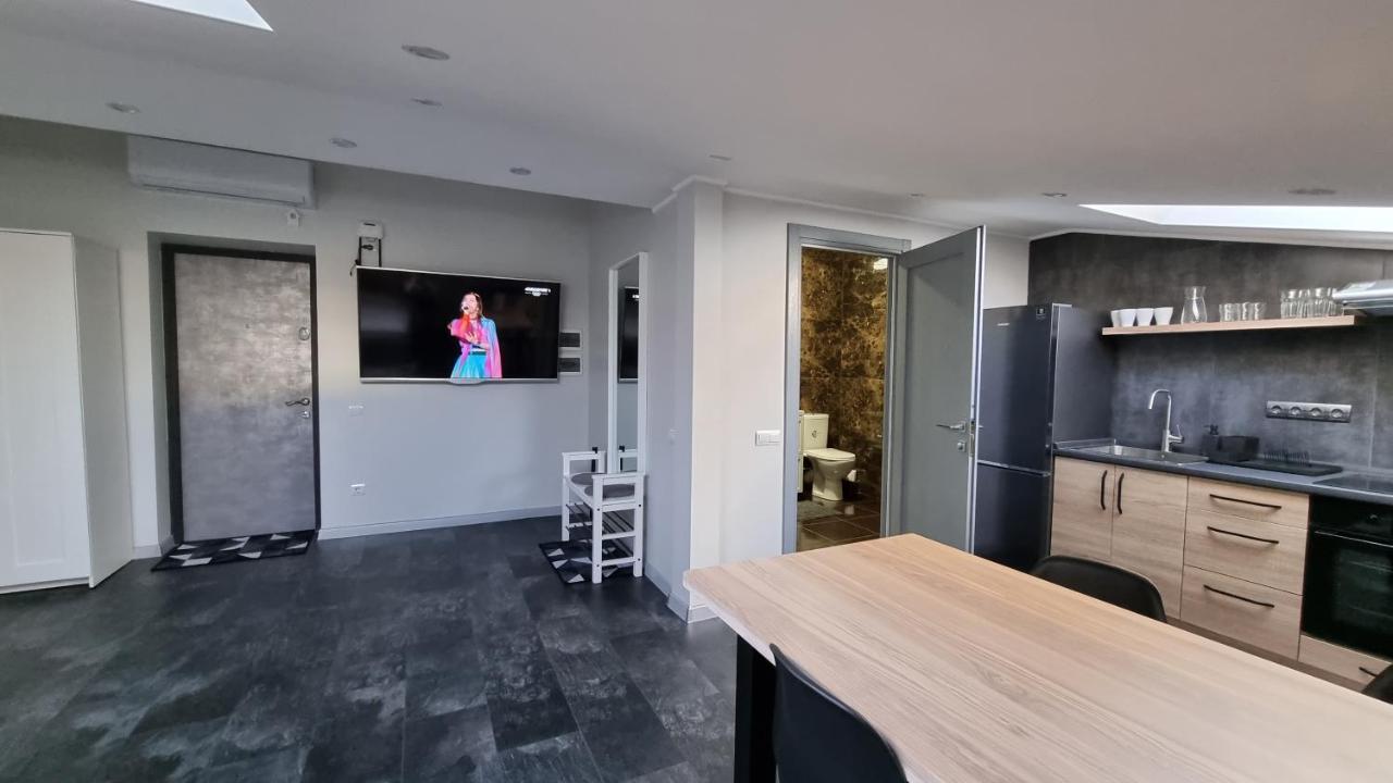 Mansarda Apartment Камианец-Подилский Екстериор снимка