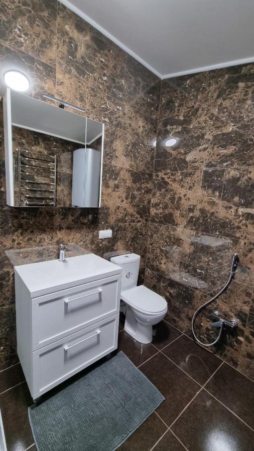 Mansarda Apartment Камианец-Подилский Екстериор снимка