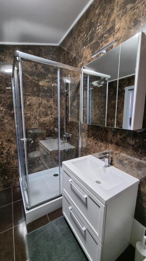 Mansarda Apartment Камианец-Подилский Екстериор снимка