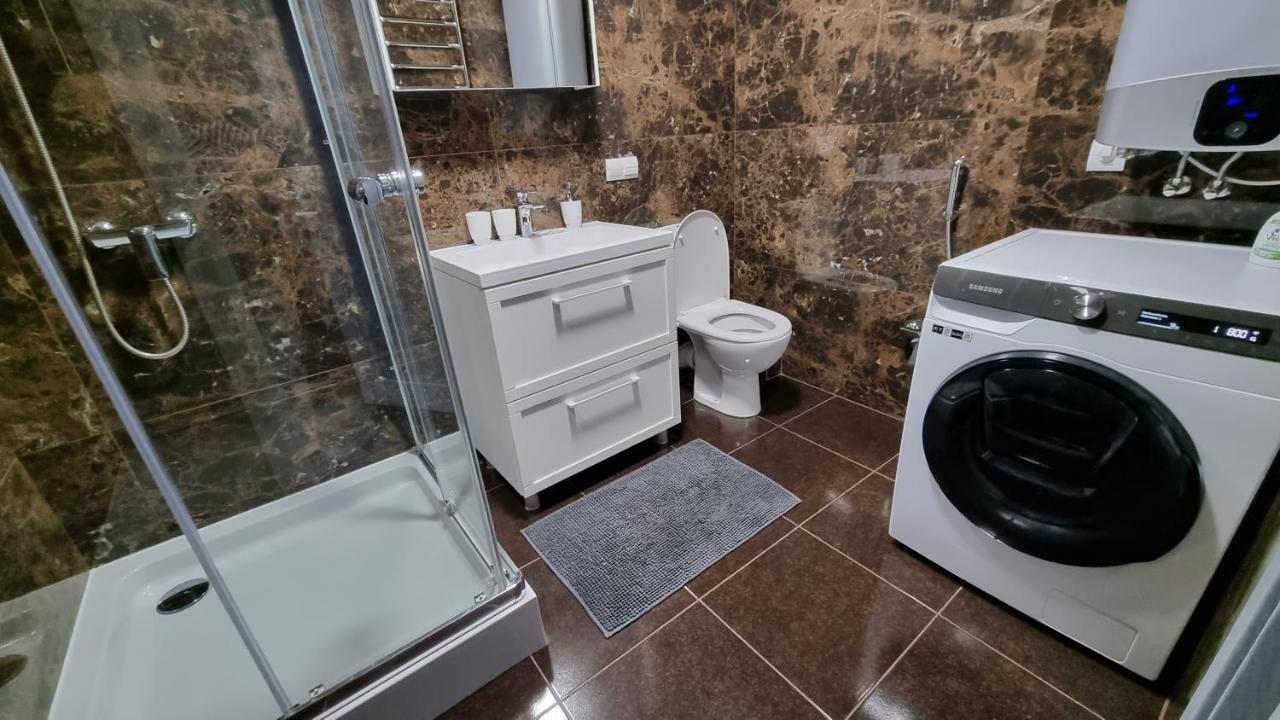 Mansarda Apartment Камианец-Подилский Екстериор снимка